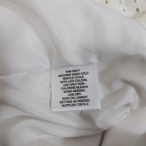 Liz Claiborne Eyelet Flare Skirt Size 6P - Picture 6 of 6